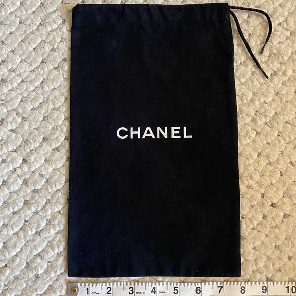 CHANEL Purse Black White Logo cross-body DUST BAG Sleeper 12.75" 8" - Picture 4 of 7
